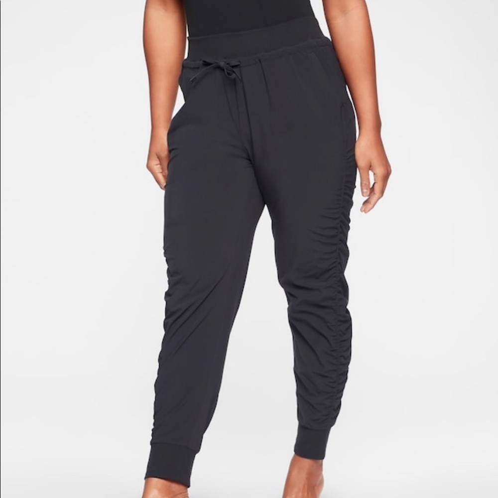 NWT Athleta TALL Attitude Lined Pant black 4